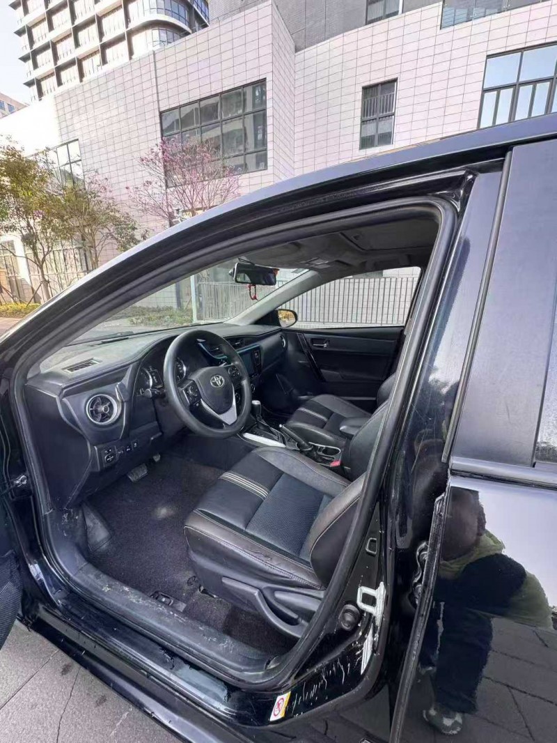 佛山18年丰田雷凌4