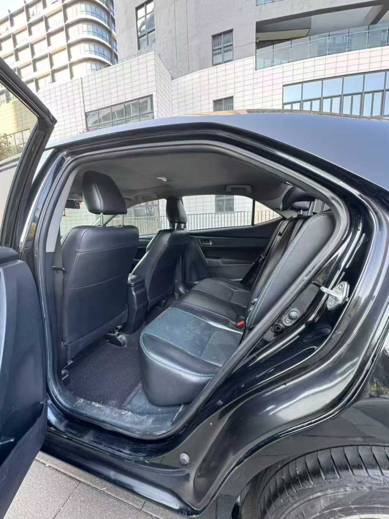 佛山18年丰田雷凌5