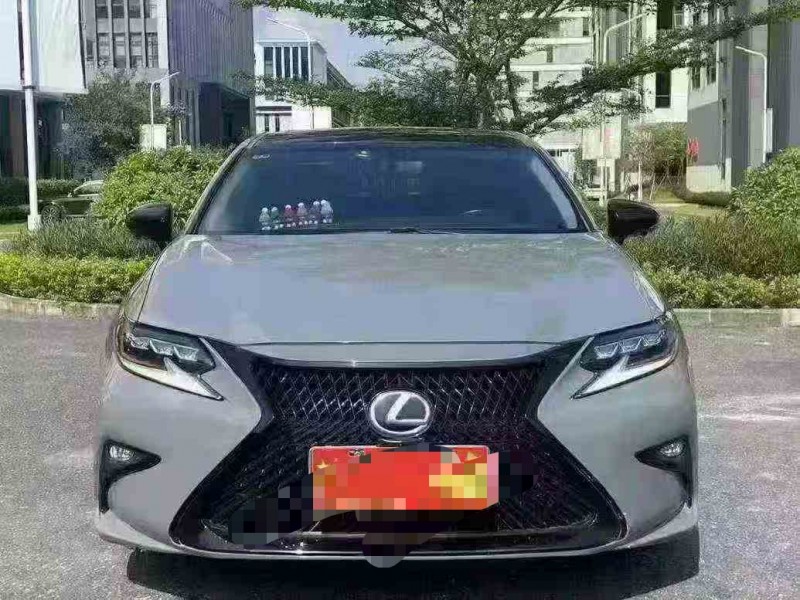 湛江18年雷克萨斯ES1