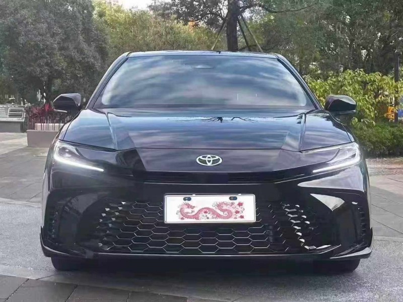 佛山25年丰田凯美瑞1
