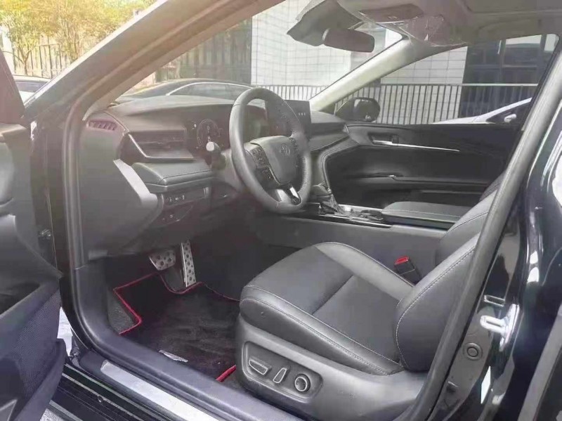 佛山25年丰田凯美瑞6