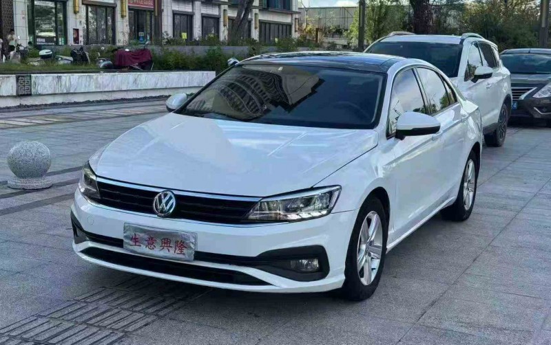 湛江22年大众凌渡3