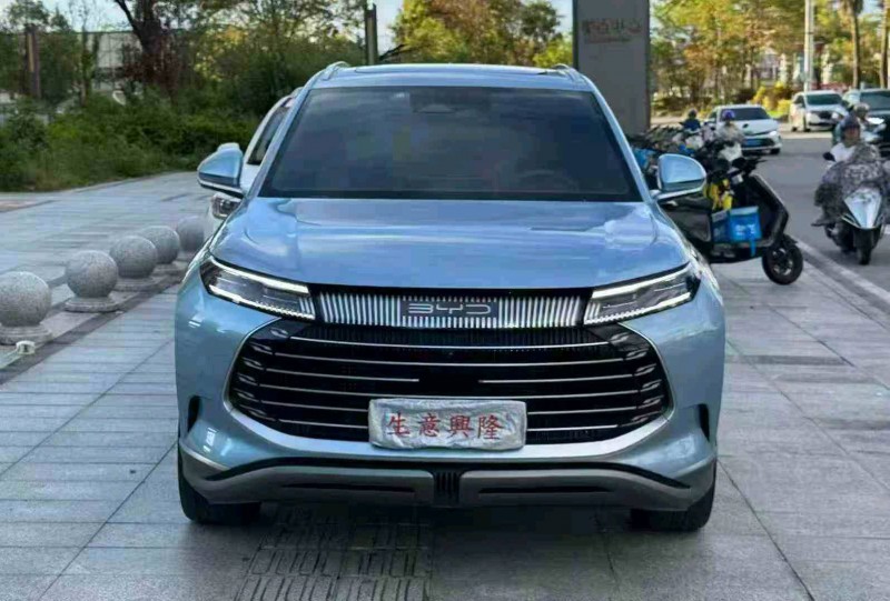 汕头24年比亚迪护卫舰1