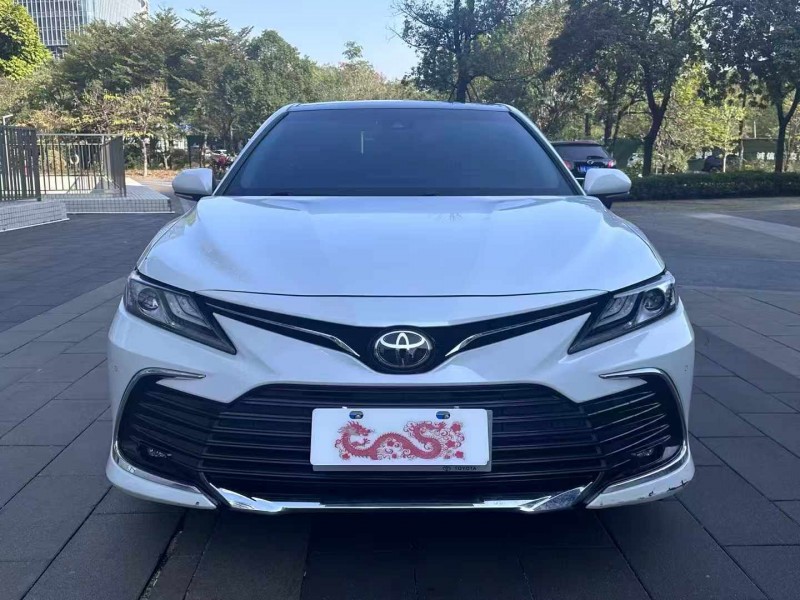 佛山24年丰田凯美瑞1