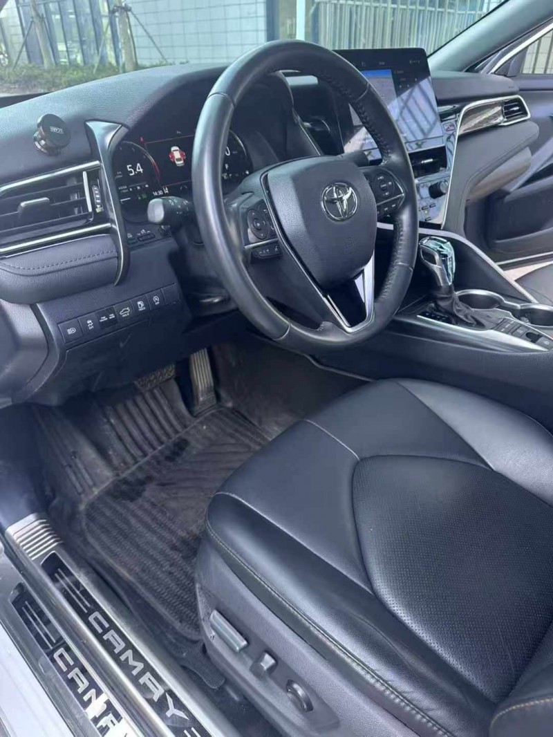 佛山24年丰田凯美瑞4