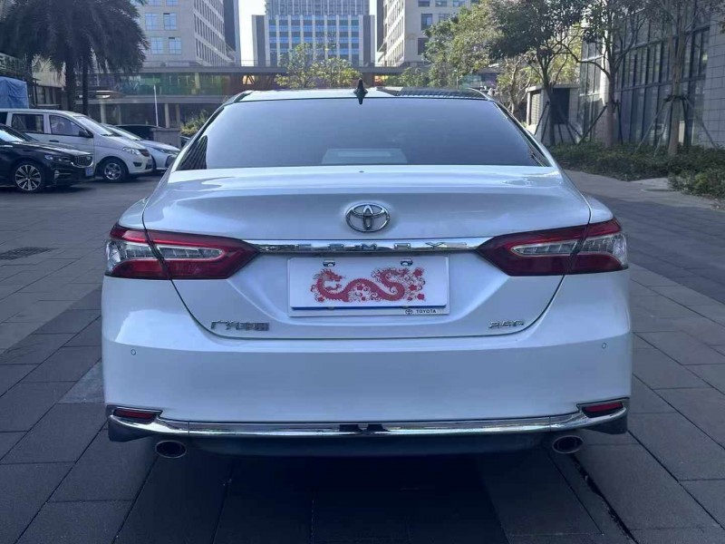 佛山24年丰田凯美瑞9