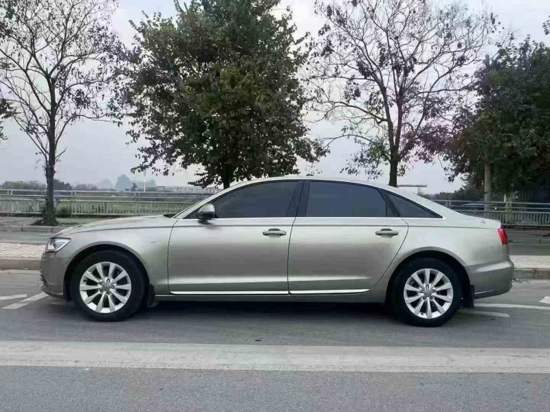 钦州15年奥迪A6L7