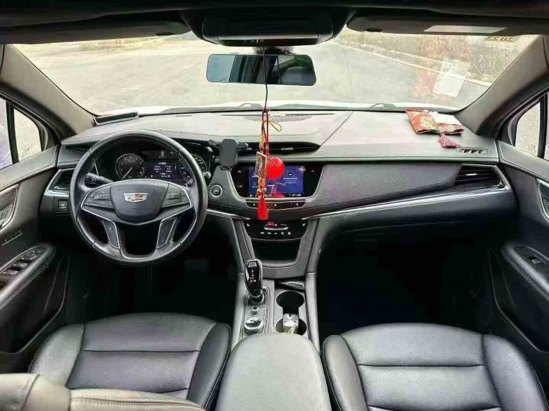 桂林21年凯迪拉克XT56