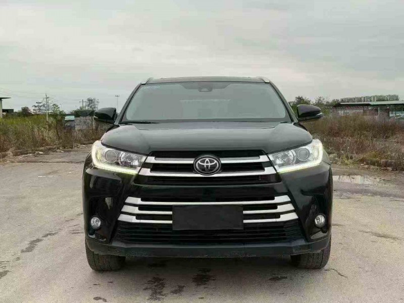 贵港20年丰田汉兰达1