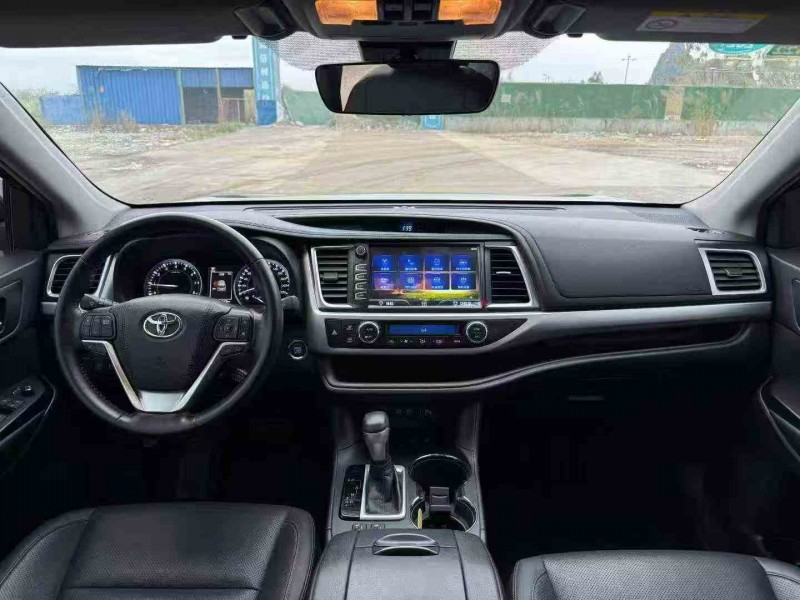 贵港20年丰田汉兰达5