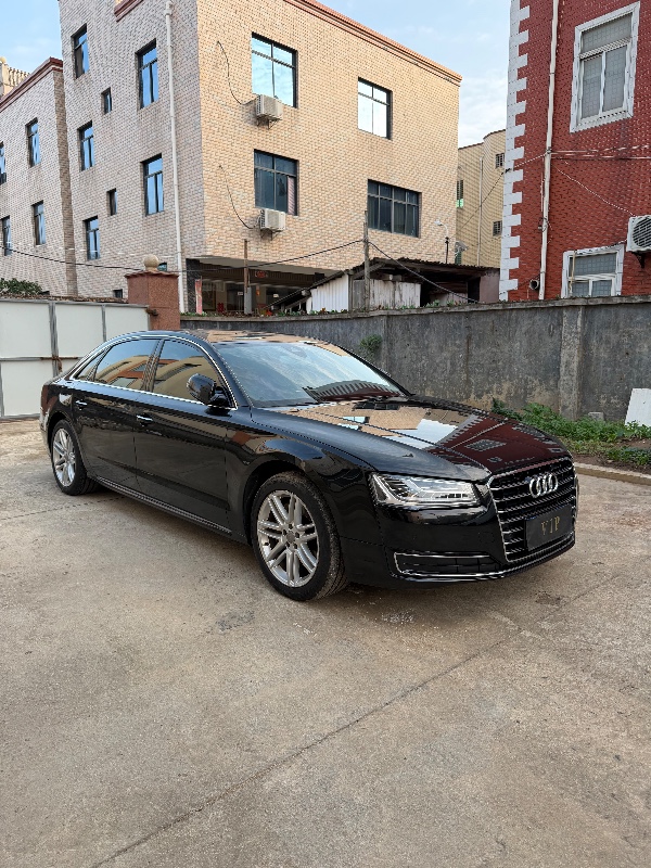 泉州17年奥迪A8L2