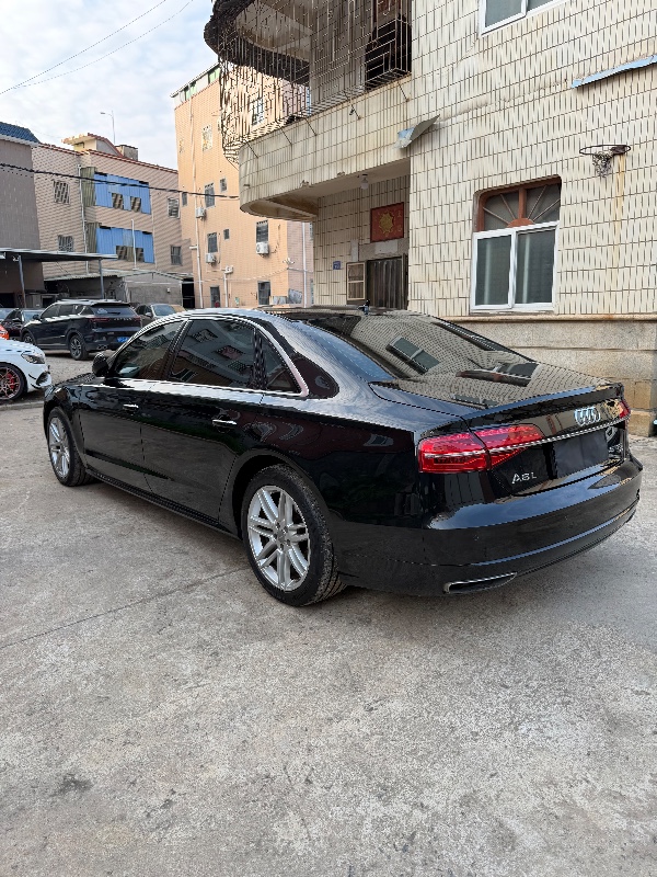 泉州17年奥迪A8L7