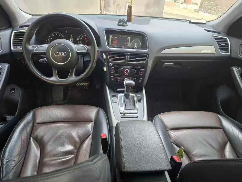 连云港18年奥迪Q54