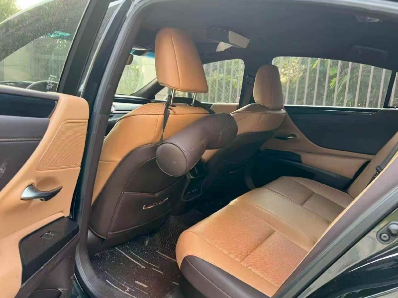 淮安21年雷克萨斯ES6