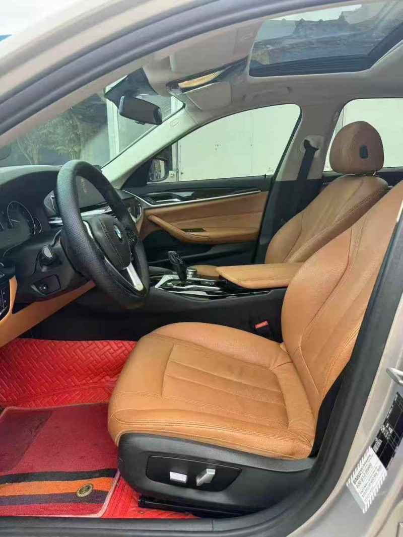 济宁18年宝马5系5