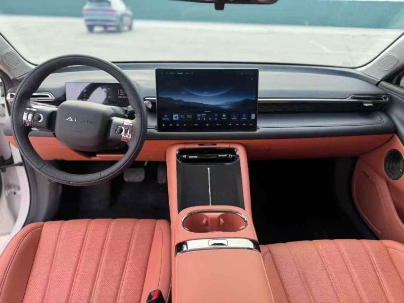 苏州25年传祺埃安RT5