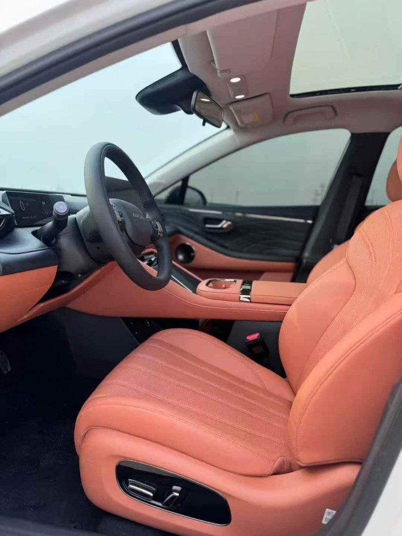 苏州25年传祺埃安RT6