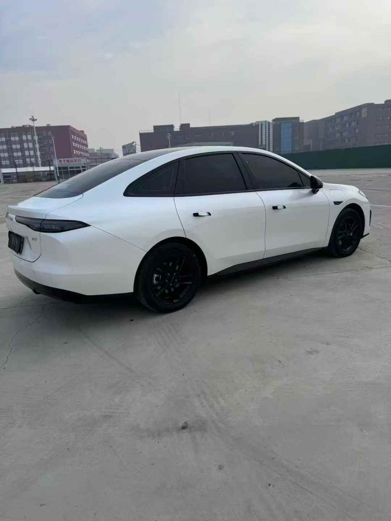 苏州25年传祺埃安RT7