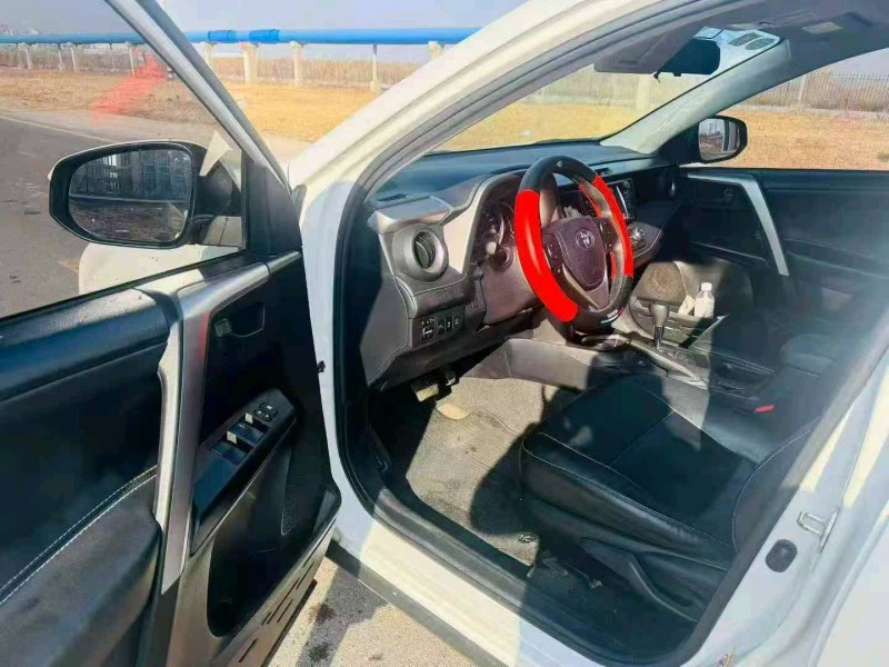 潍坊17年丰田RAV4荣放6