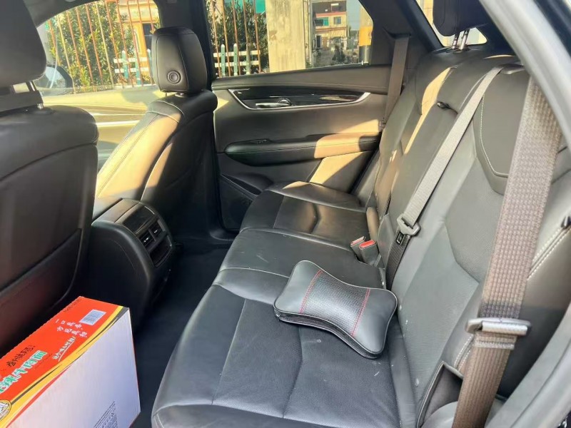 宿迁19年凯迪拉克XT54