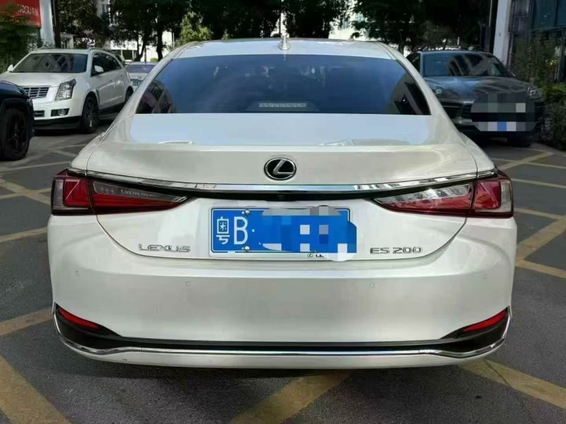 深圳21年雷克萨斯ES9