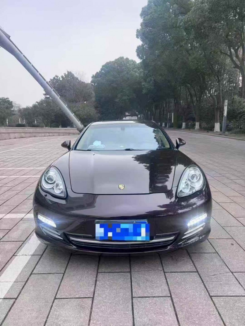 徐州13年保时捷帕拉梅拉1
