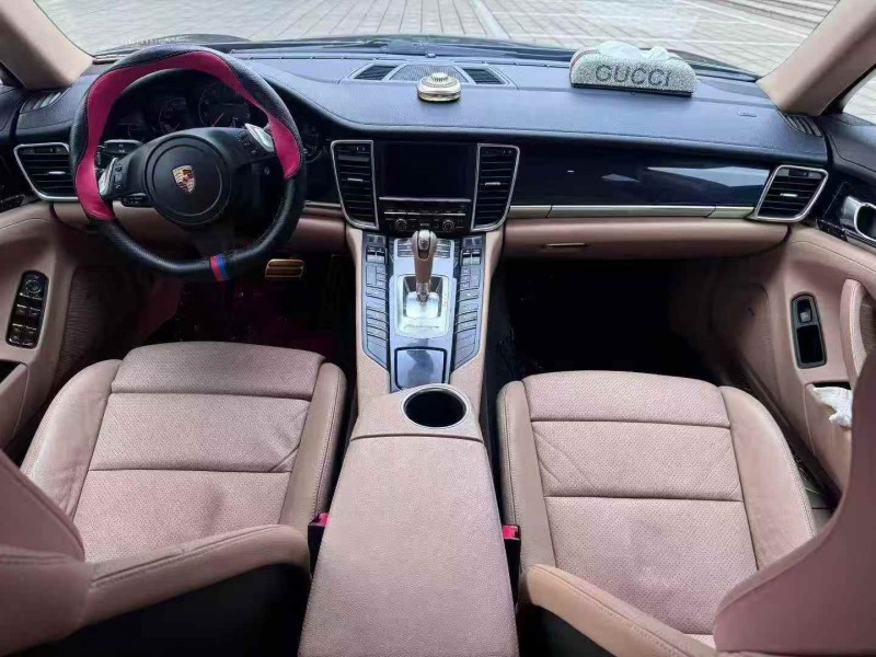 徐州13年保时捷帕拉梅拉5