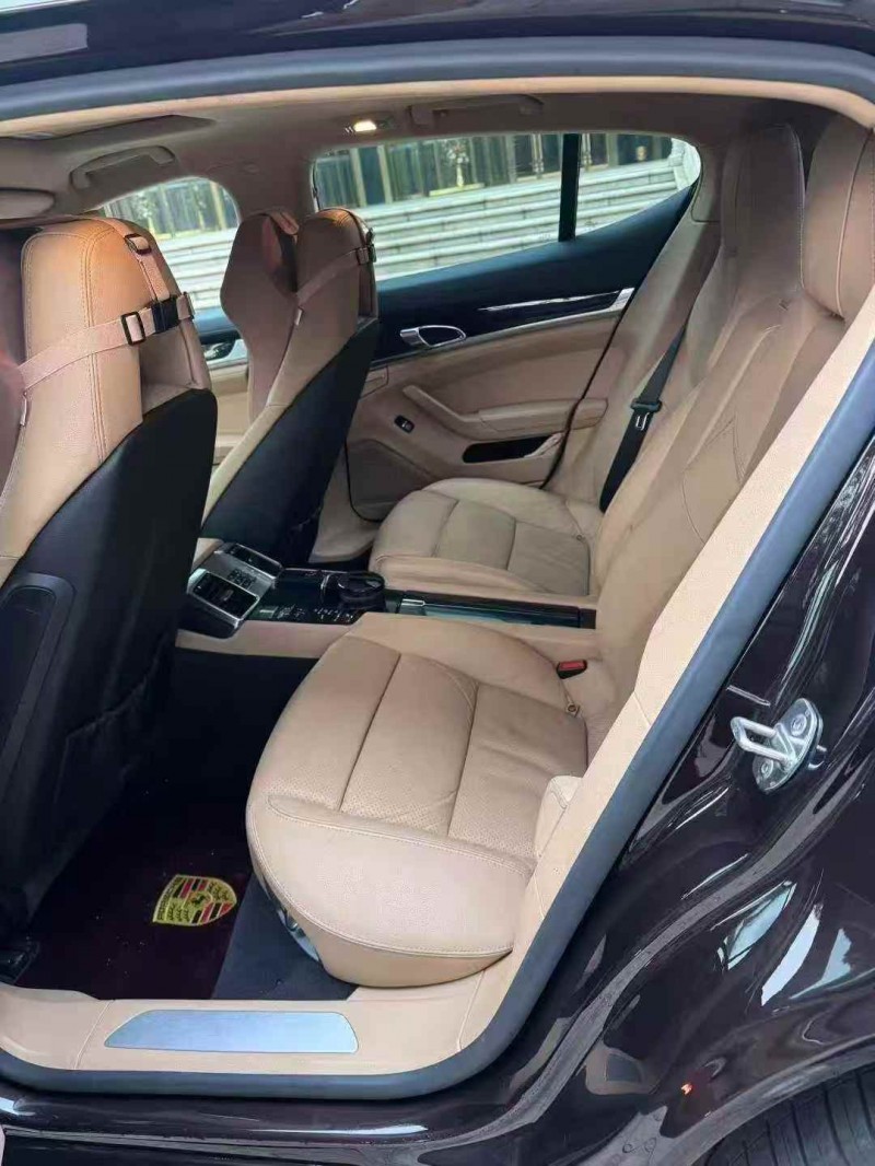 徐州13年保时捷帕拉梅拉6