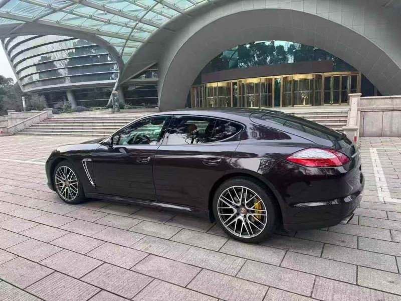 徐州13年保时捷帕拉梅拉7