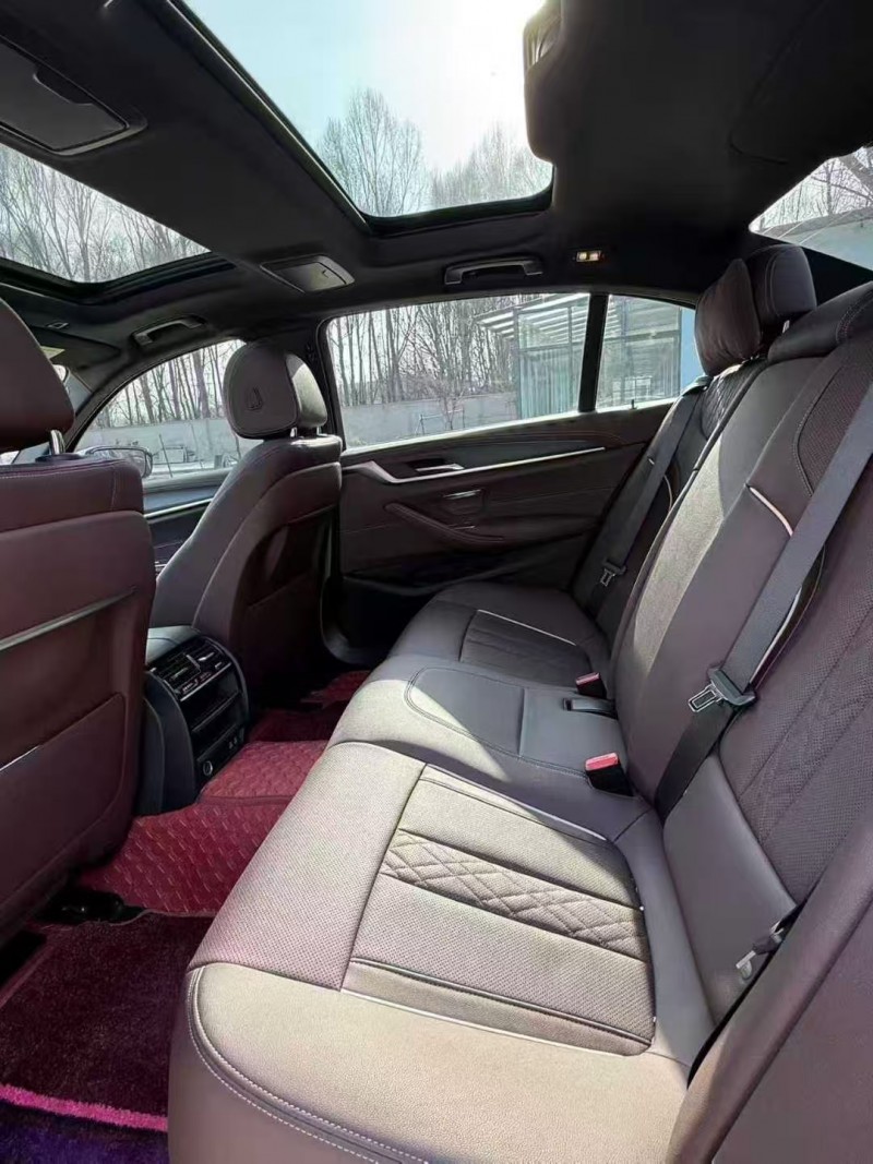 西宁22年宝马5系3