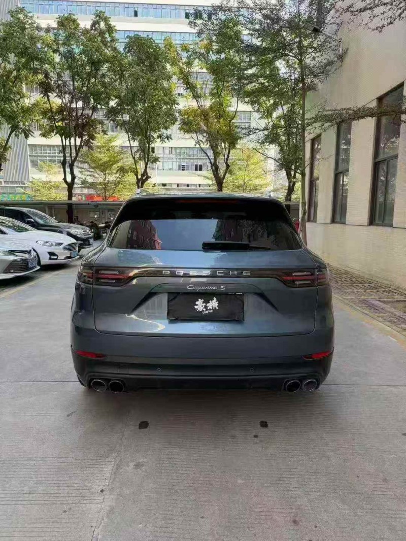 湛江19年保时捷卡宴8
