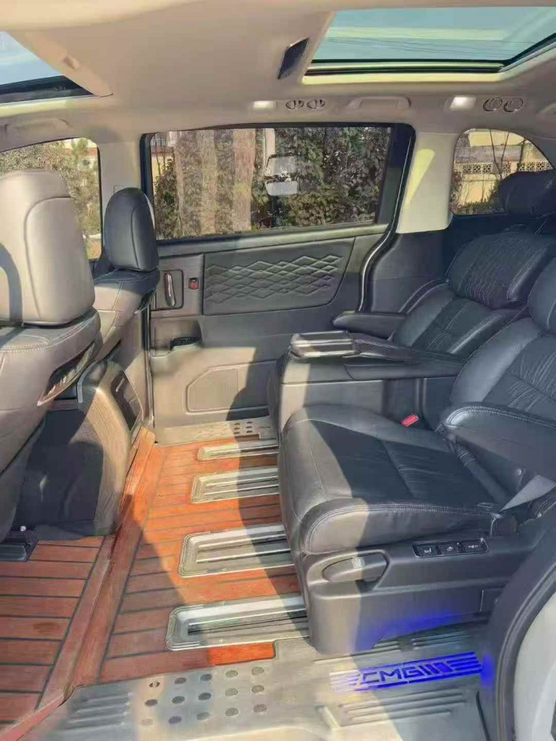 济宁22年本田艾力绅5