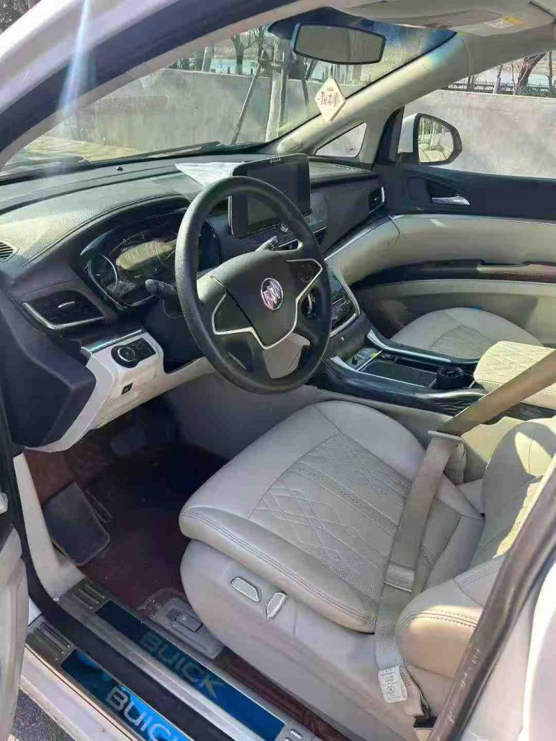 铜陵21年别克GL84