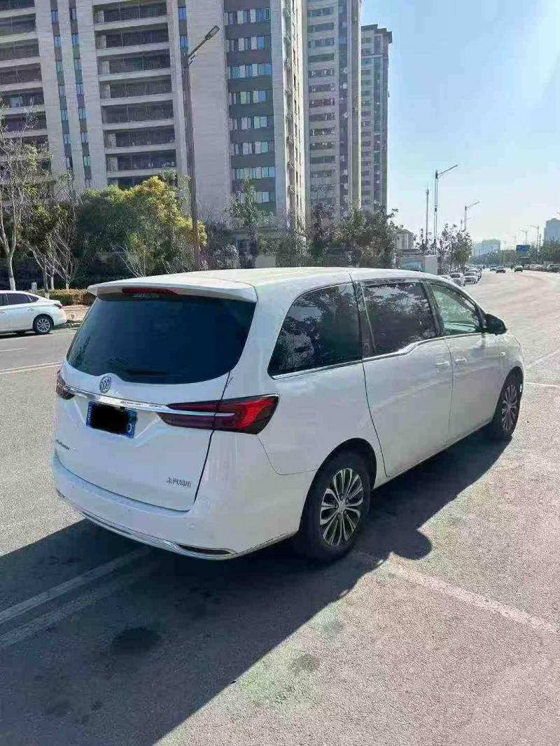 铜陵21年别克GL88