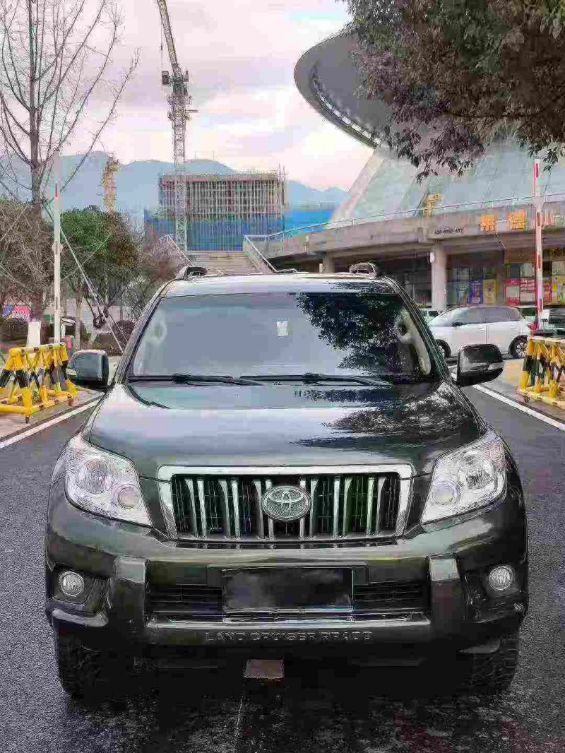 金华12年丰田普拉多1