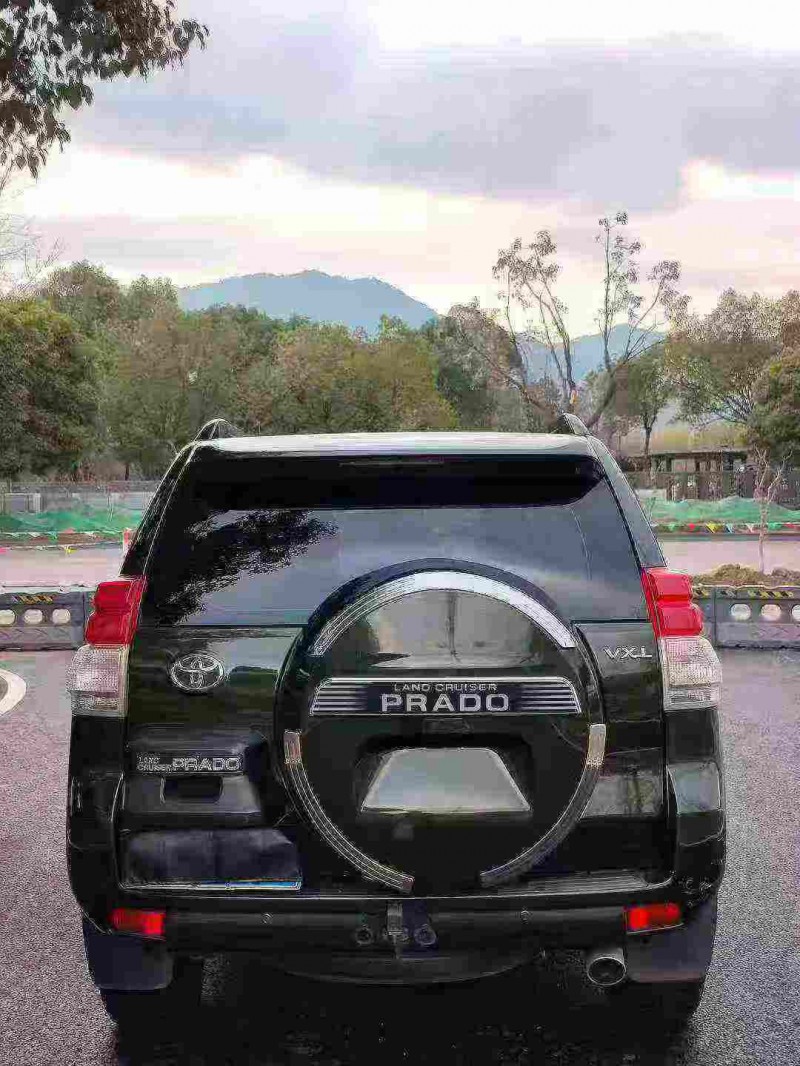 金华12年丰田普拉多9