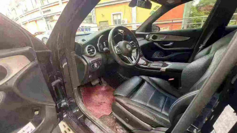 金华19年奔驰GLC5