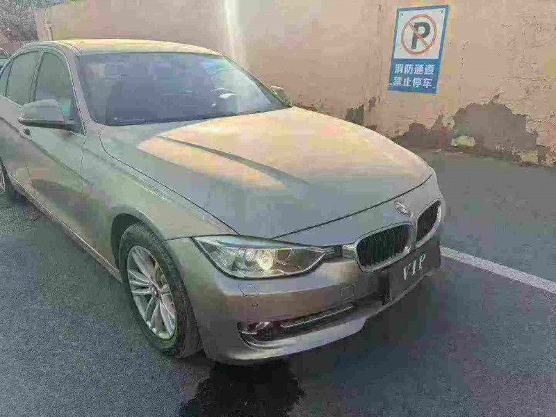 青岛14年宝马3系3