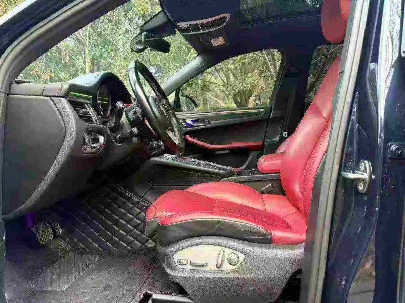 衢州20年保时捷Macan5