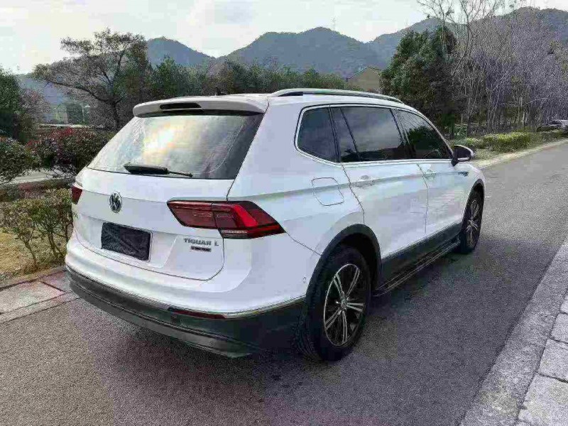 温州17年大众途观7