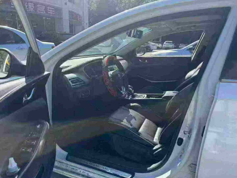 莆田20年长安汽车睿骋4