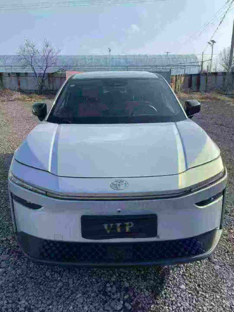 东营25年丰田铂智1