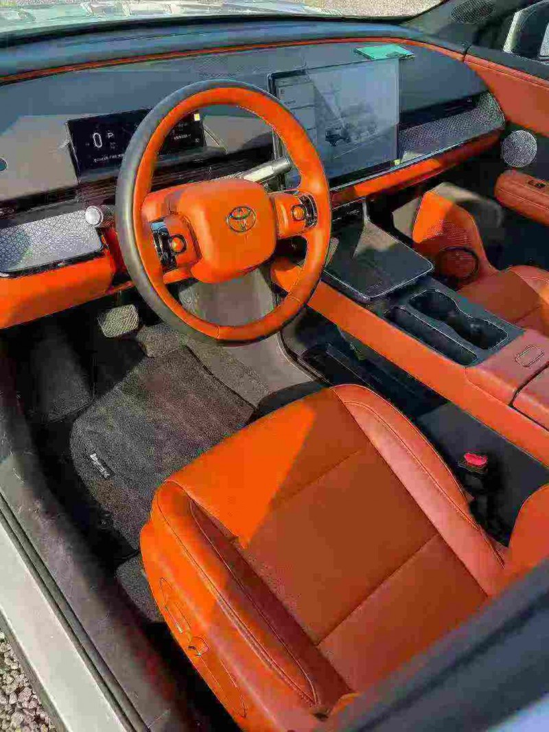 东营25年丰田铂智6