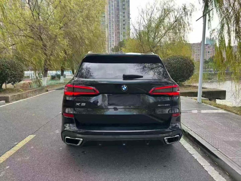 淮安19年宝马X59