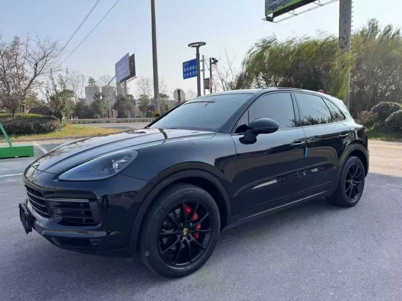 淮安19年保时捷卡宴3