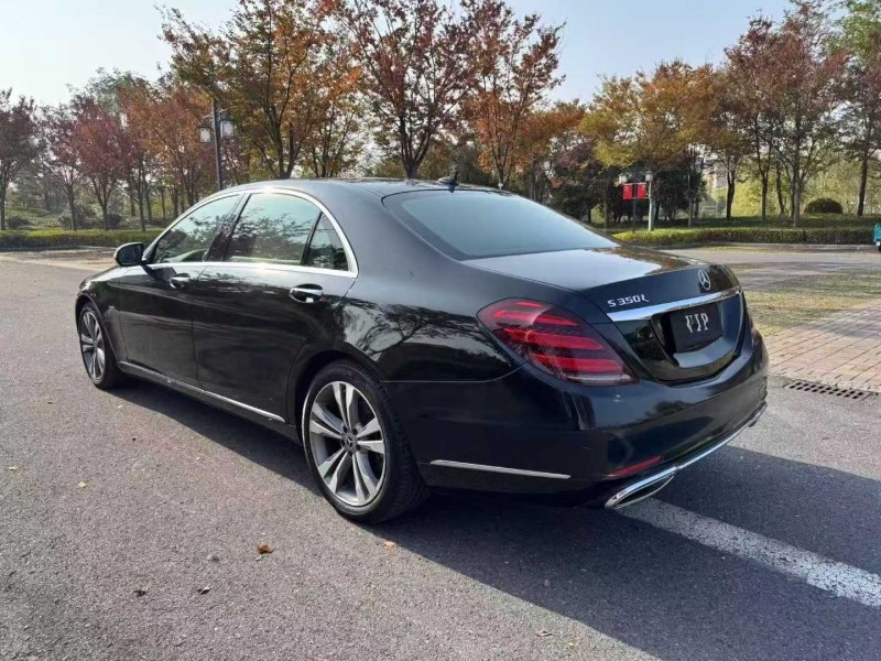 连云港20年奔驰S8