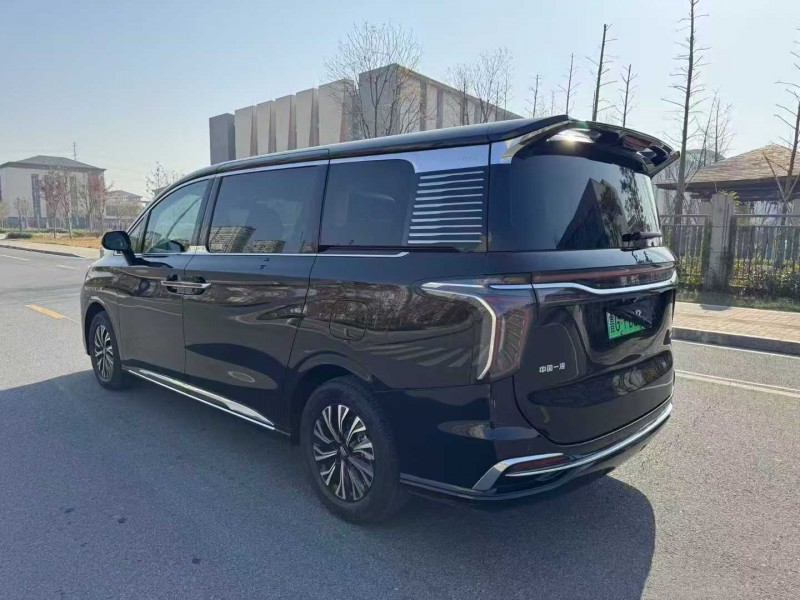 连云港25年红旗HQ99