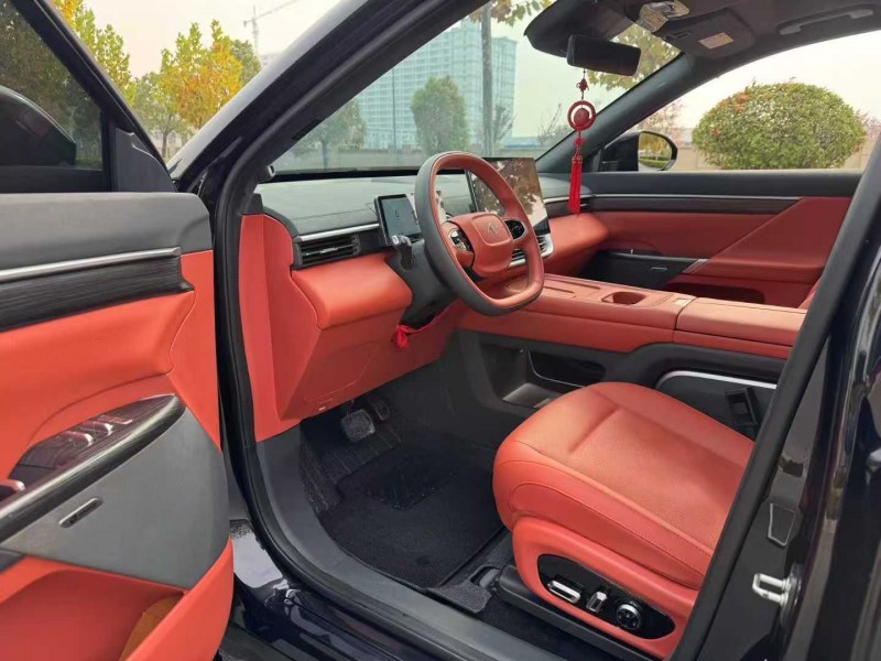 连云港25年东风奕炫6