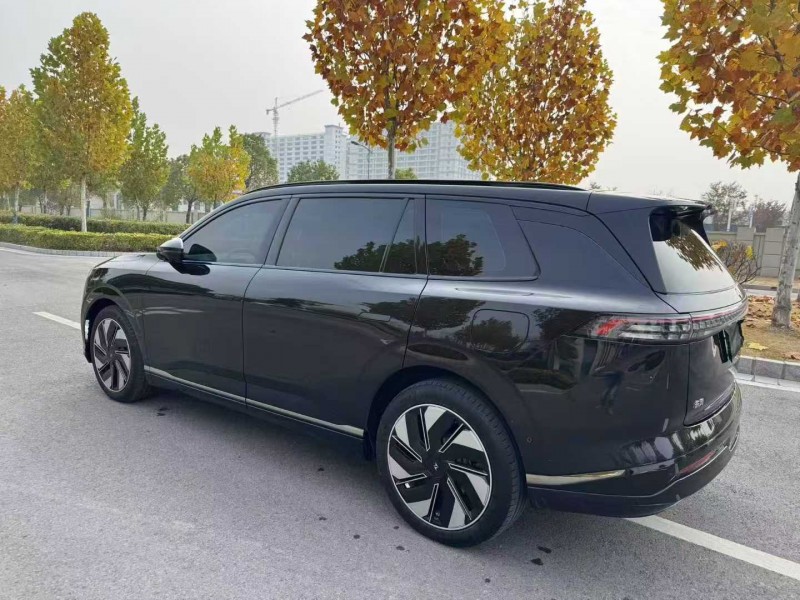 连云港25年东风奕炫8