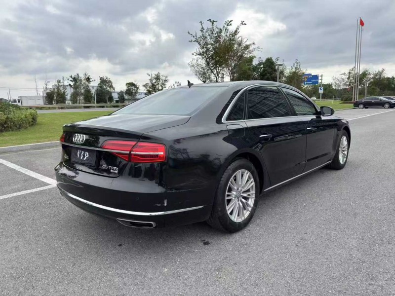 常州16年奥迪A8L8